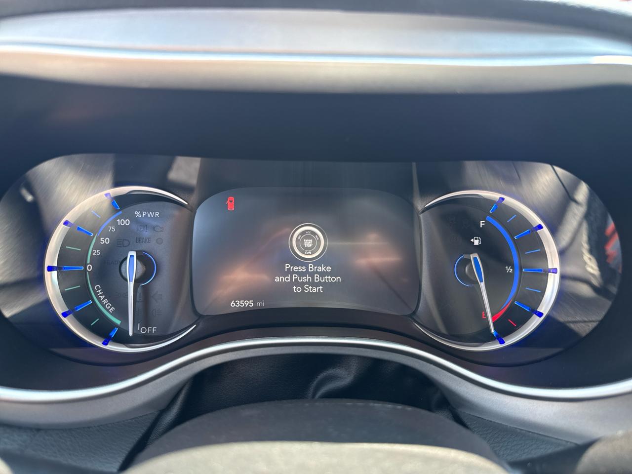 Chrysler Pacifica Select PHEV 4D Wagon 2024