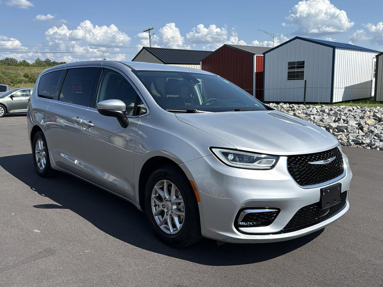 Chrysler Pacifica Touring L Wagon 2023