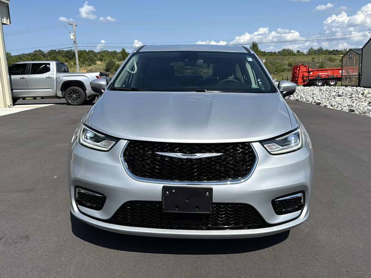 Chrysler Pacifica Touring L Wagon 2023