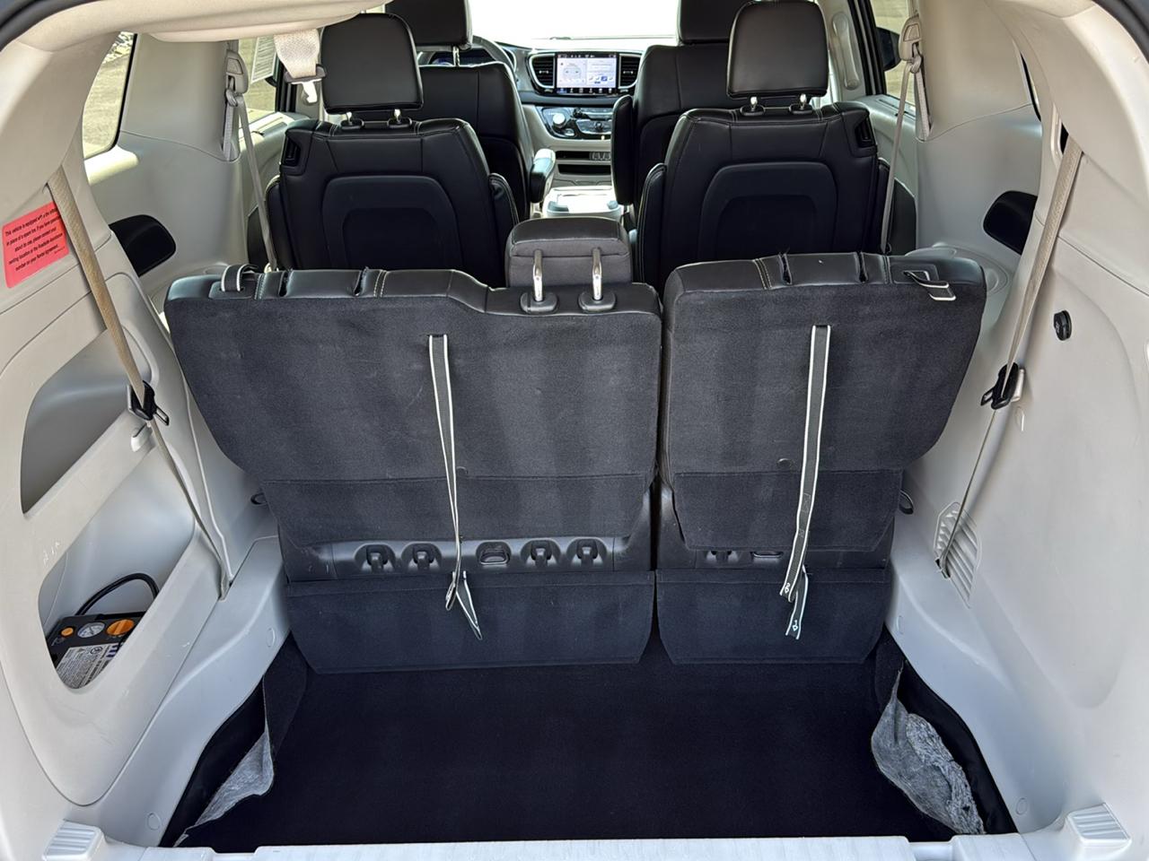 Chrysler Pacifica Touring L Wagon 2023