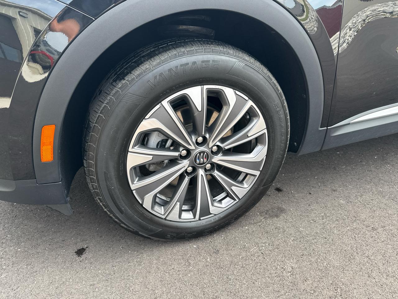 Buick Envision Preferred 4D SUV AWD 2024