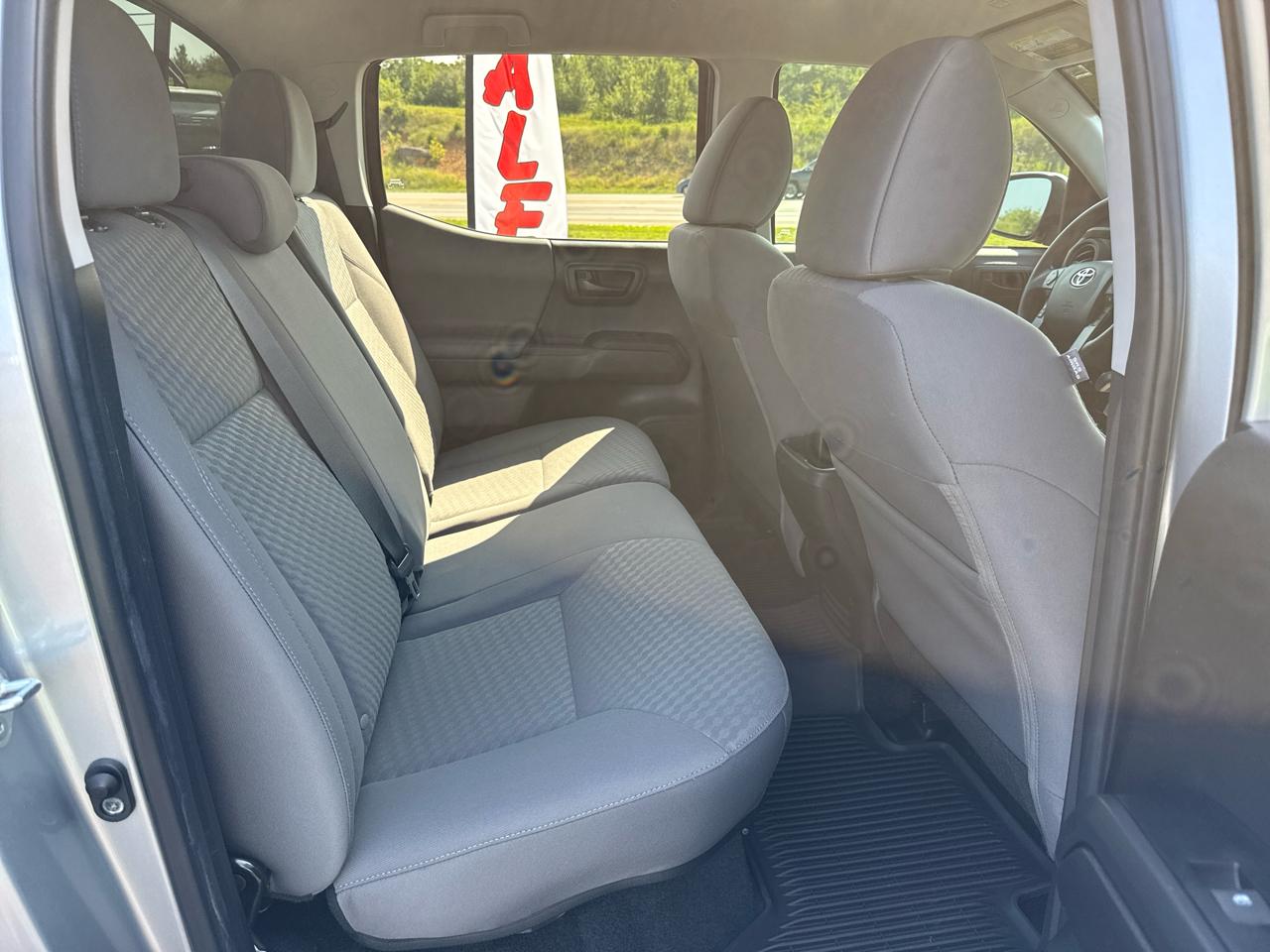 Toyota Tacoma SR Dbl Cab 4WD V6 6sp 2023