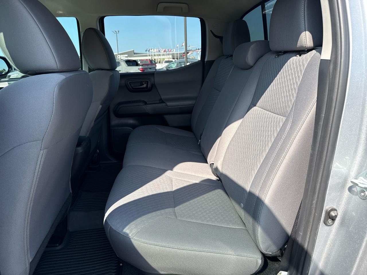 Toyota Tacoma SR Dbl Cab 4WD V6 6sp 2023