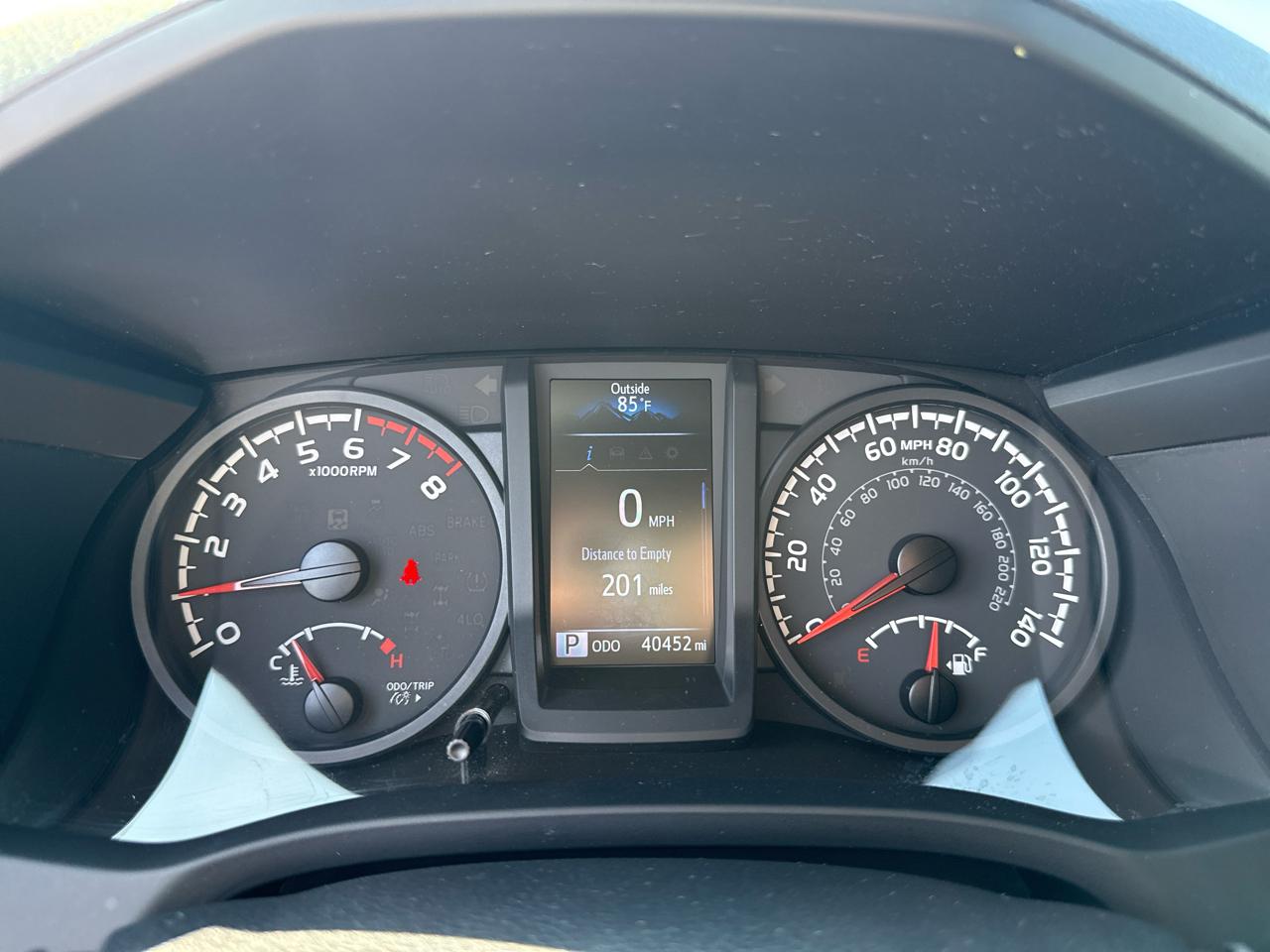 Toyota Tacoma SR Dbl Cab 4WD V6 6sp 2023