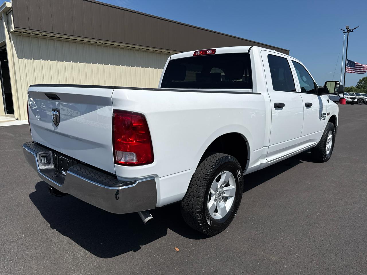 RAM 1500 DS Tradesman Crew Cab 4WD SWB 2022