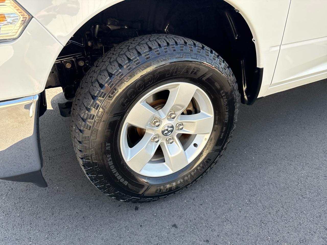 RAM 1500 DS Tradesman Crew Cab 4WD SWB 2022