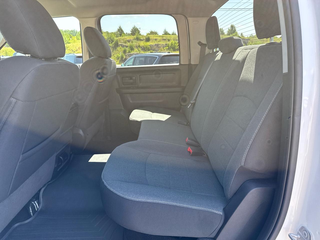 RAM 1500 DS Tradesman Crew Cab 4WD SWB 2022