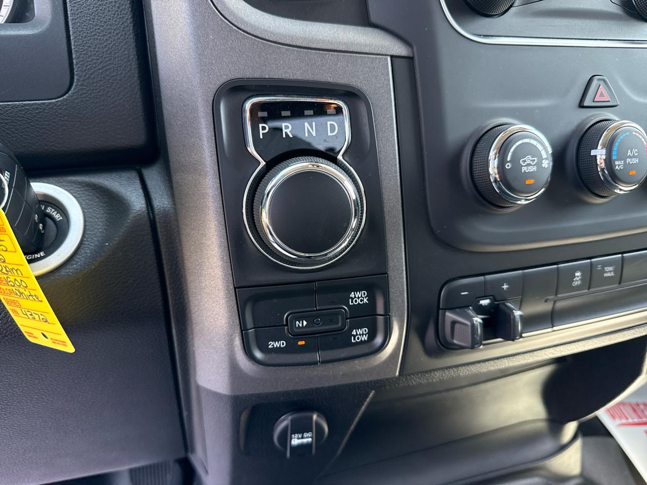 RAM 1500 DS Tradesman Crew Cab 4WD SWB 2022