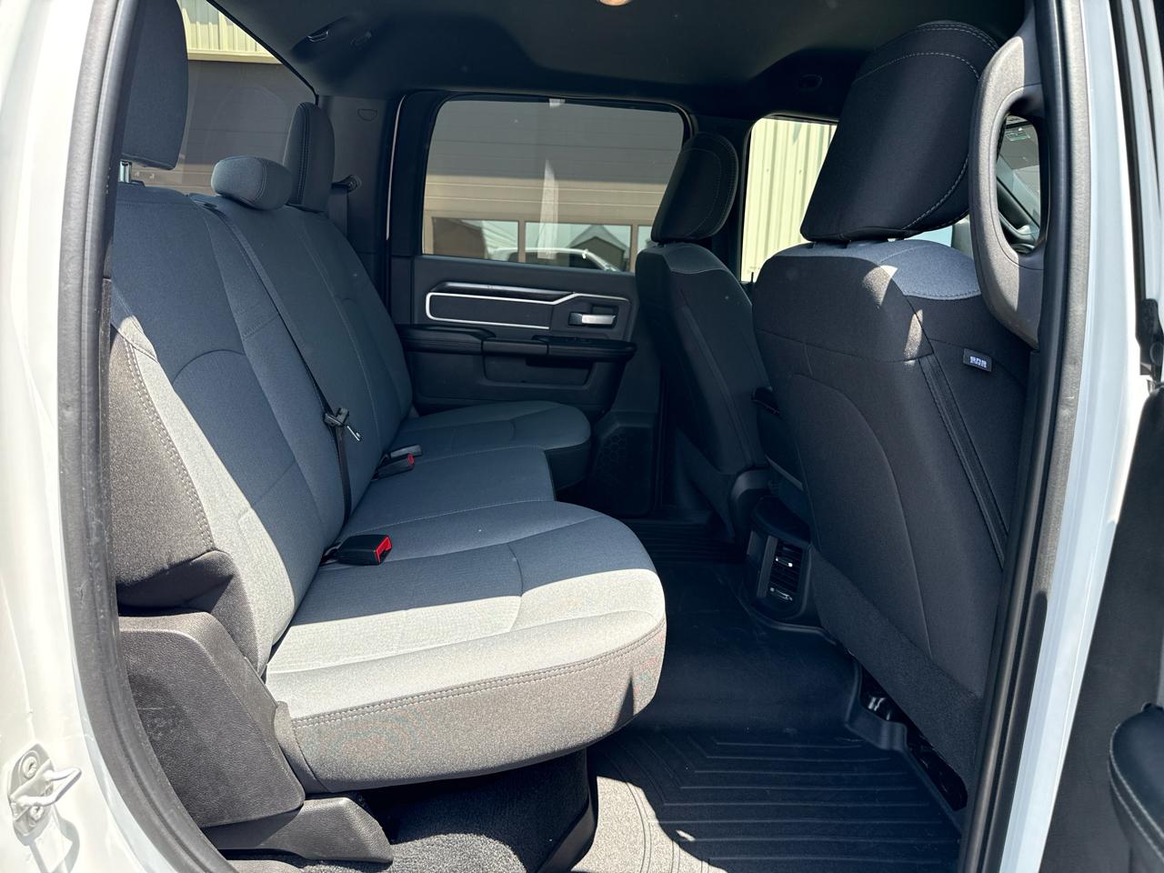 RAM 2500 Big Horn Crew Cab 4WD SWB 2023