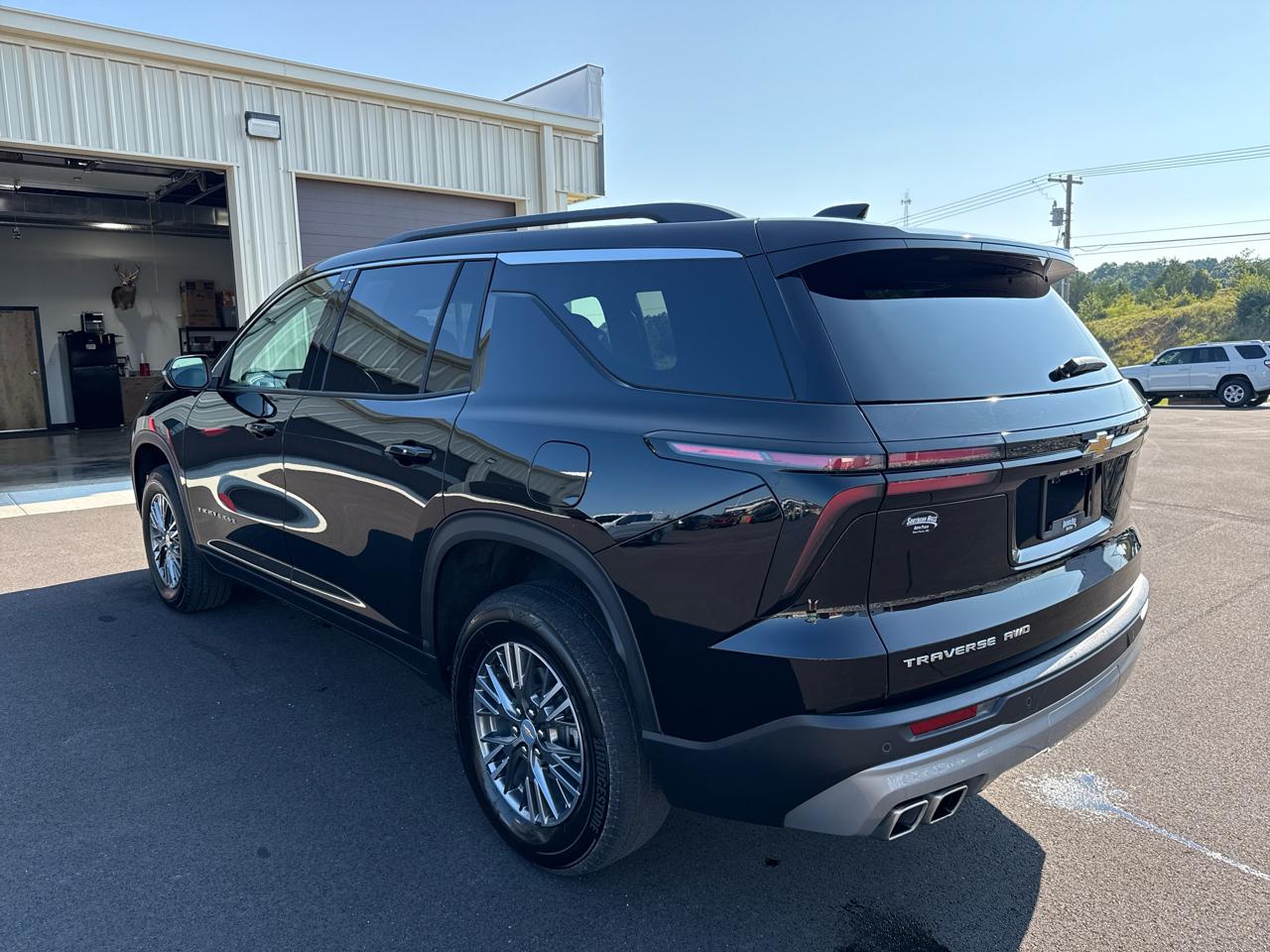 Chevrolet Traverse LT 4D SUV AWD 2026