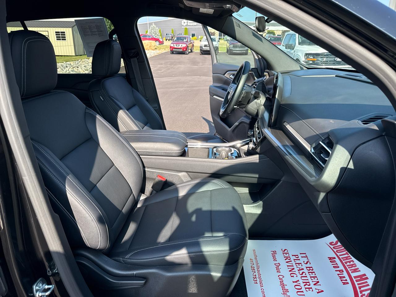 Chevrolet Traverse LT 4D SUV AWD 2026