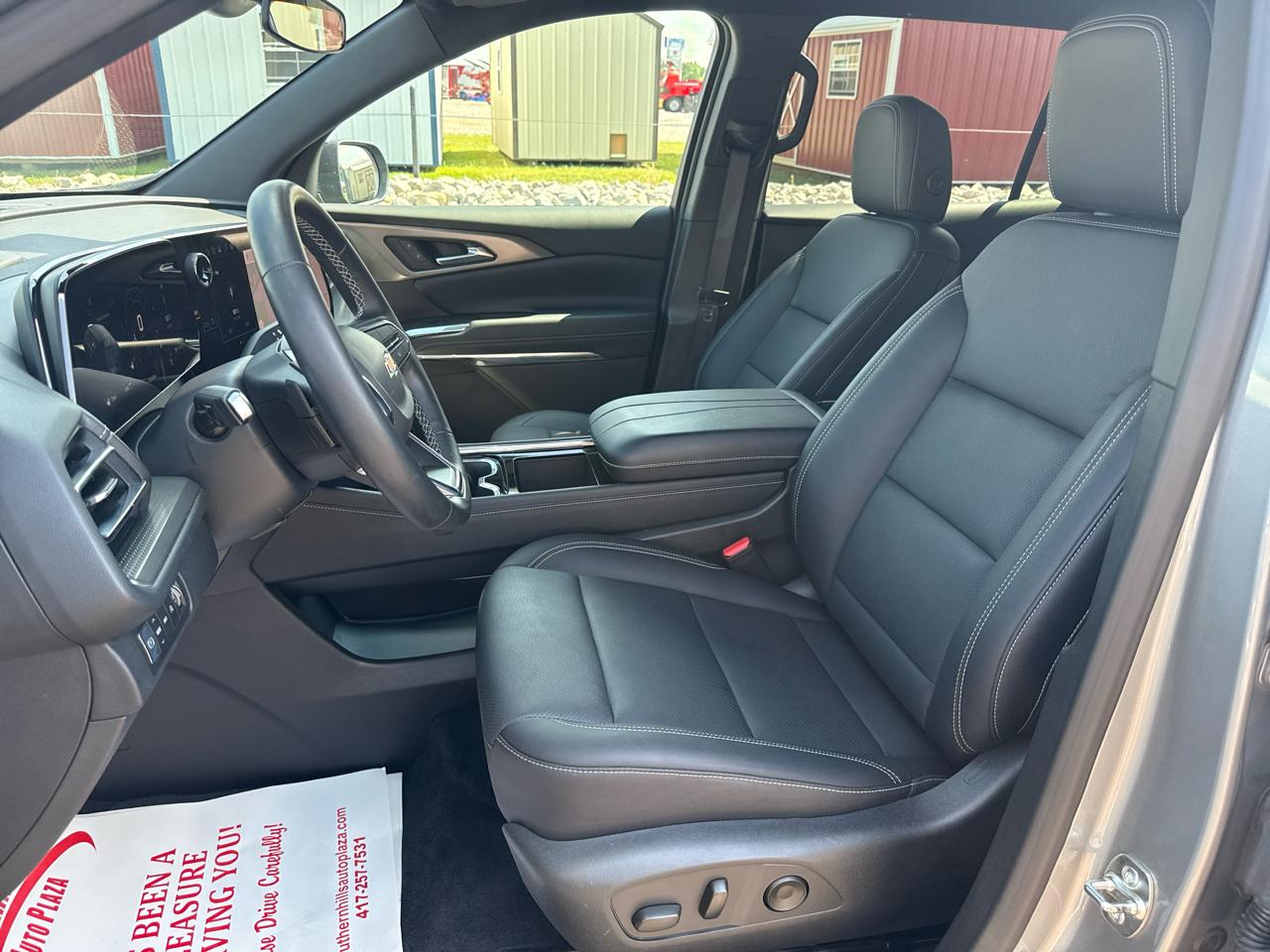 Chevrolet Traverse LT 4D SUV AWD 2026