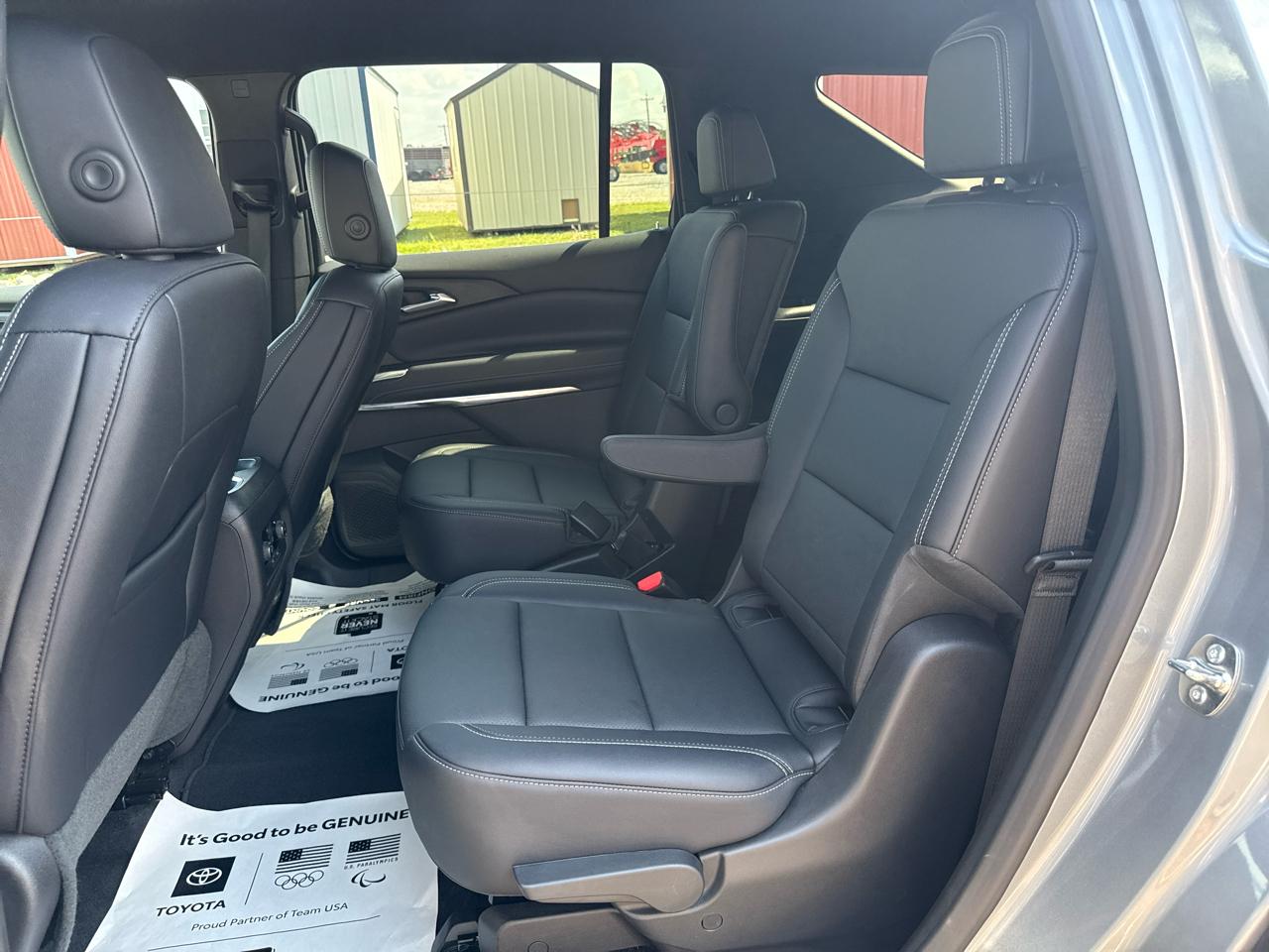 Chevrolet Traverse LT 4D SUV AWD 2026