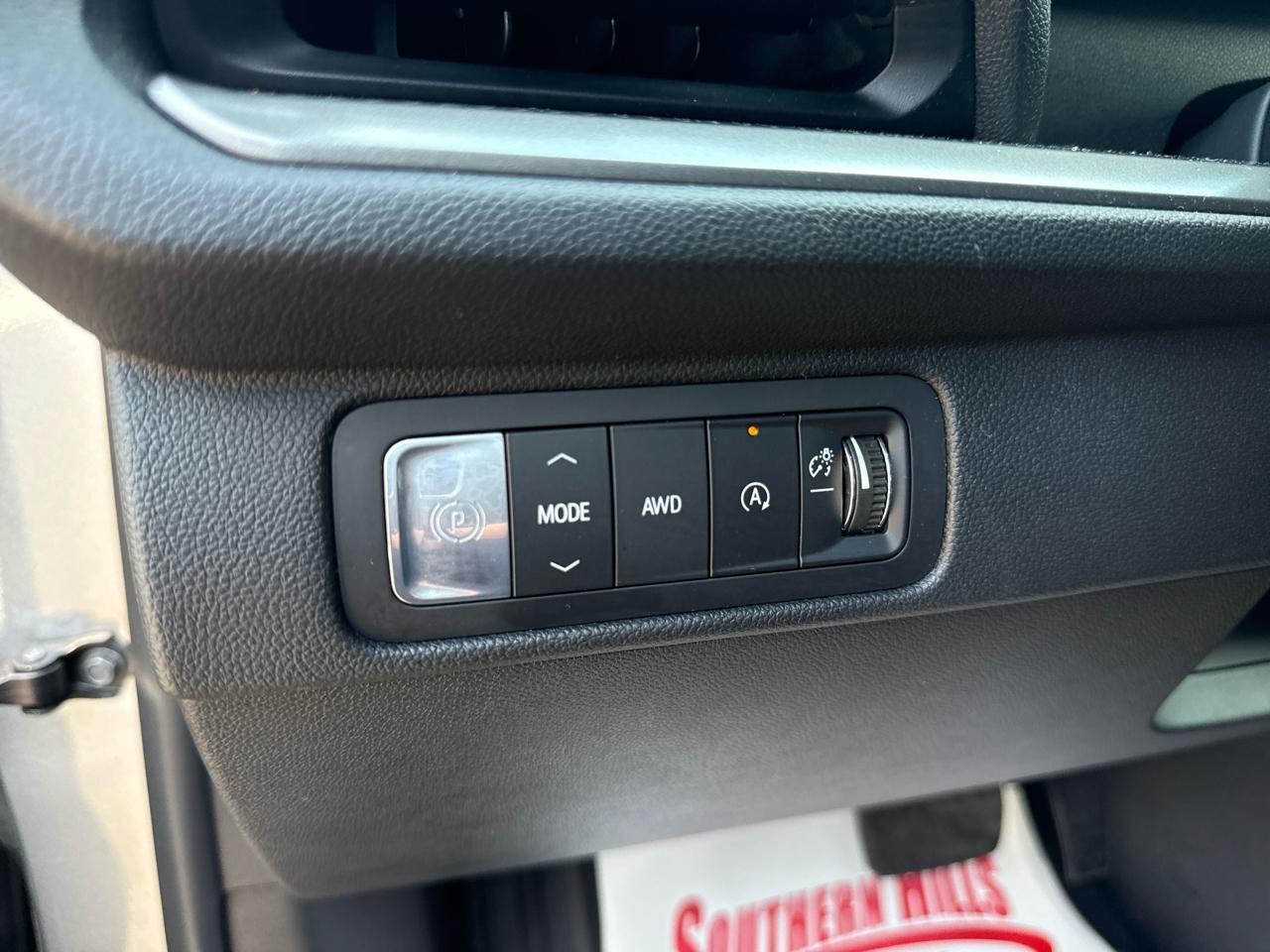 Chevrolet Traverse LT 4D SUV AWD 2026