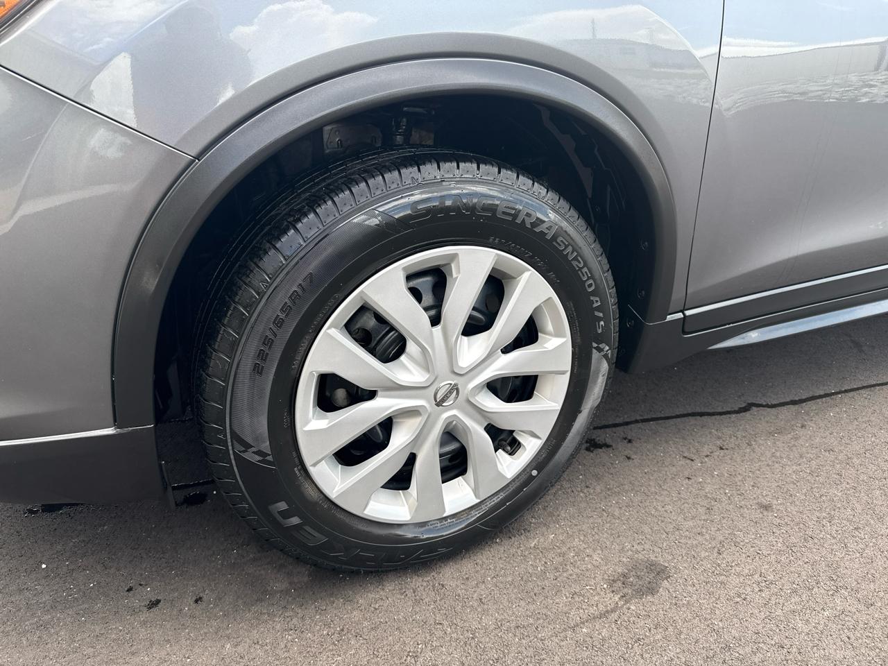 Nissan Rogue S 4D SUV FWD 2020