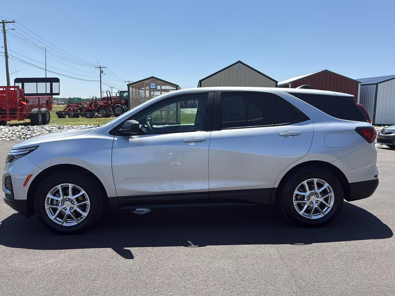 Chevrolet Equinox LS 4D SUV AWD 2022