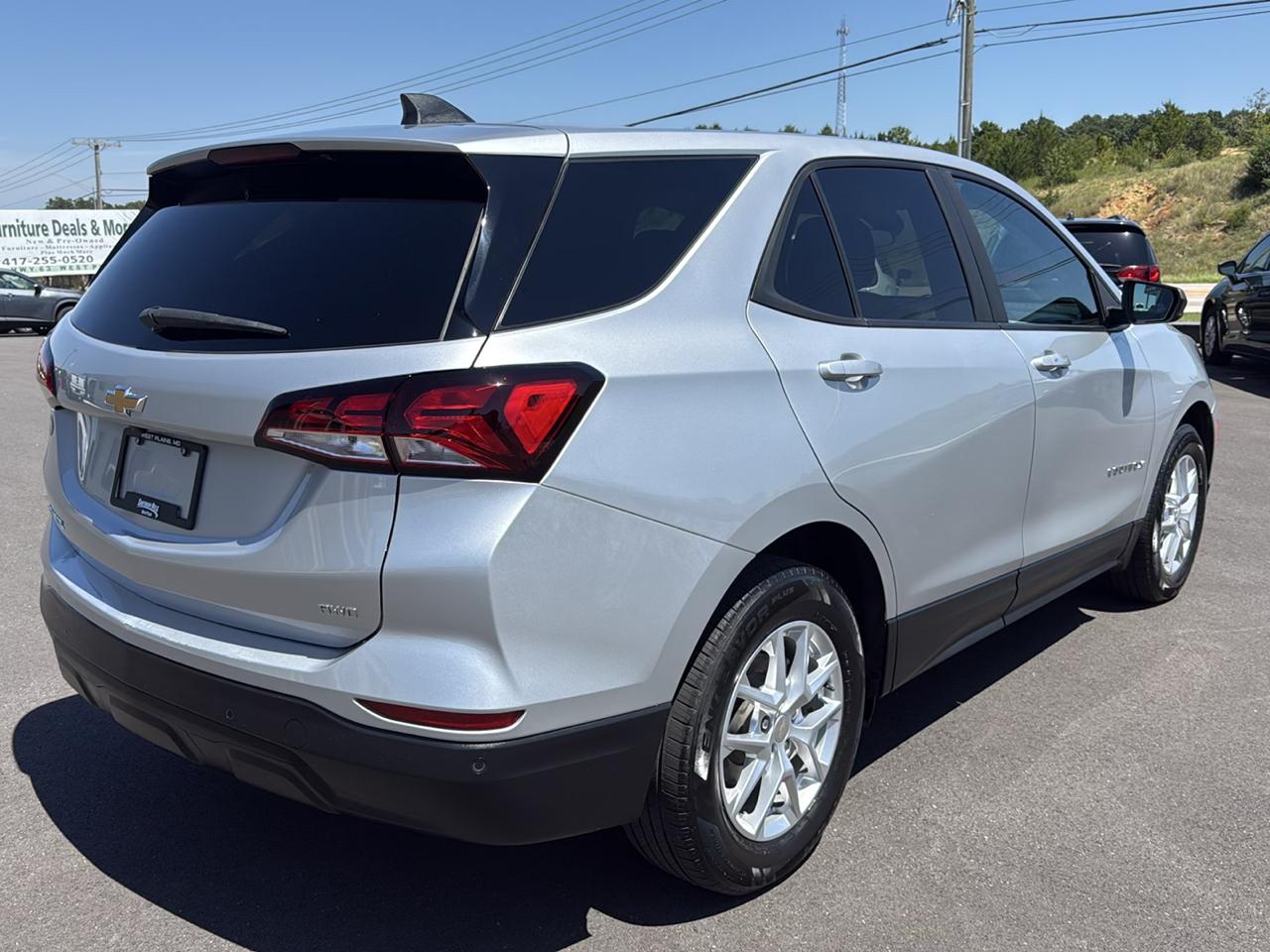Chevrolet Equinox LS 4D SUV AWD 2022
