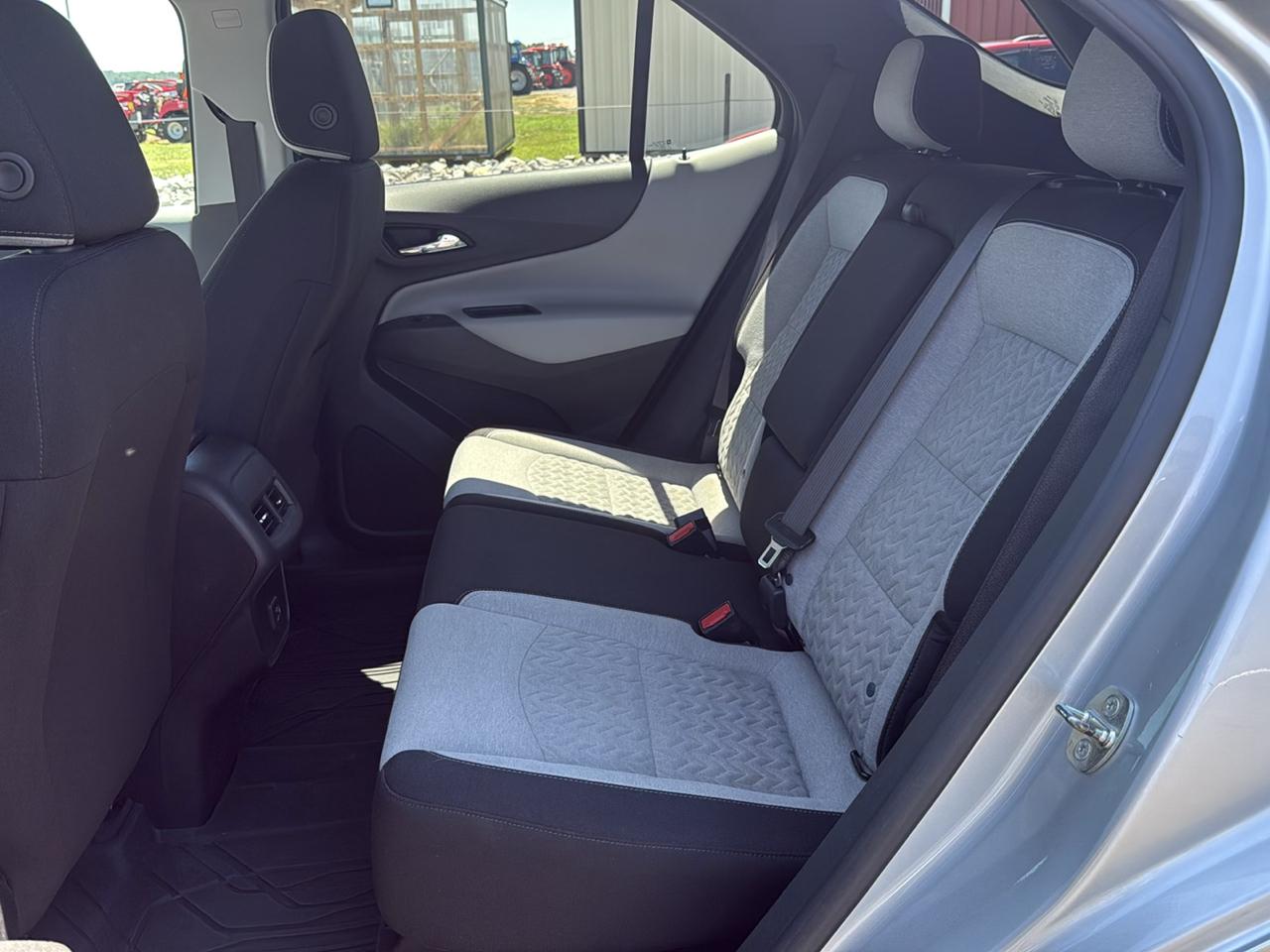 Chevrolet Equinox LS 4D SUV AWD 2022