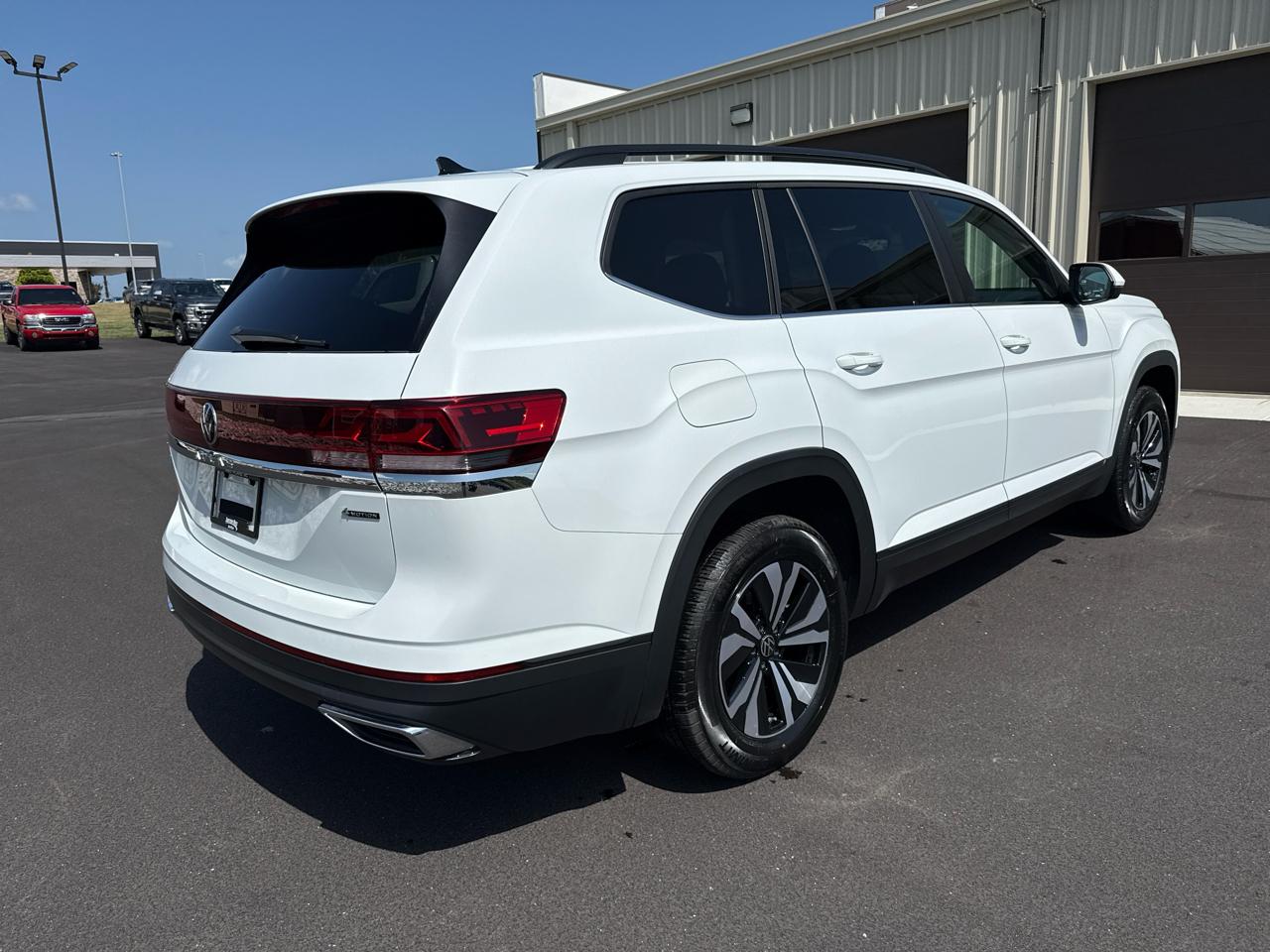 Volkswagen Atlas SE 4D SUV 4Motion 2024