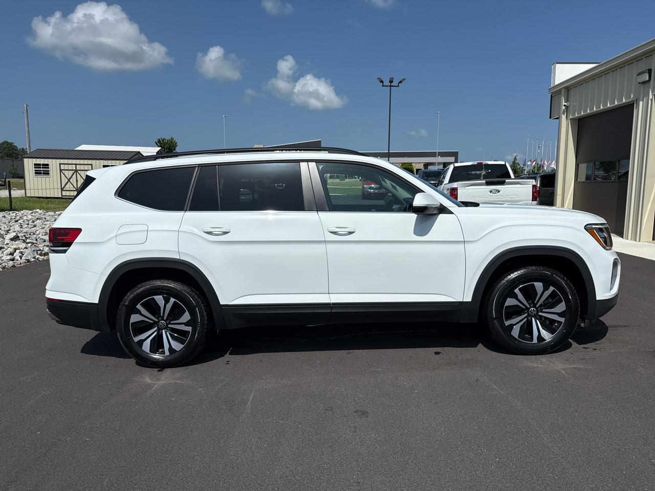 Volkswagen Atlas SE 4D SUV 4Motion 2024