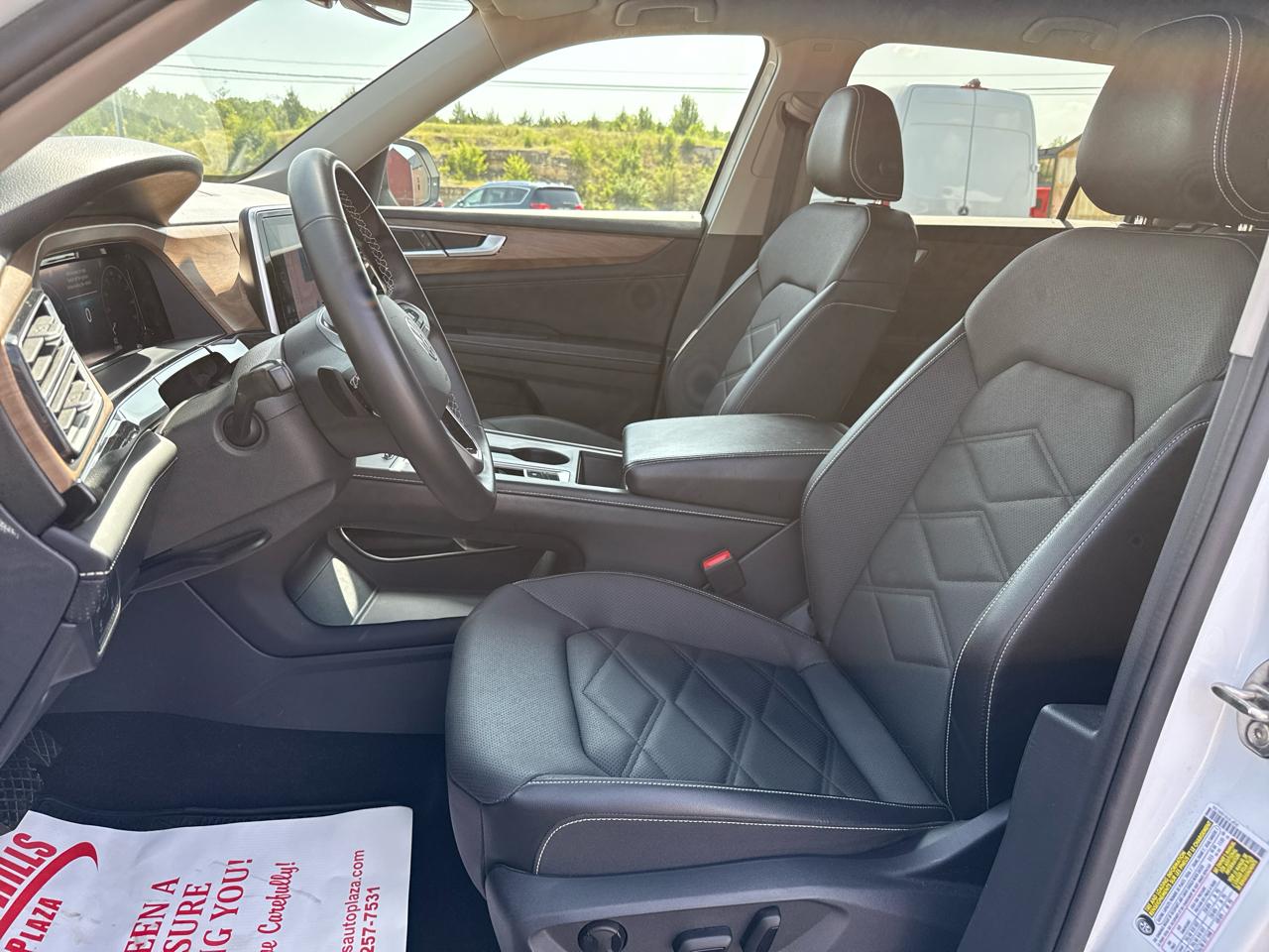Volkswagen Atlas SE 4D SUV 4Motion 2024