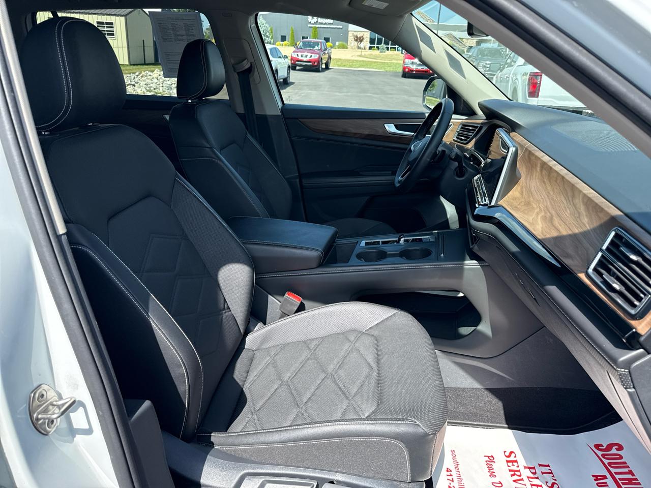 Volkswagen Atlas SE 4D SUV 4Motion 2024