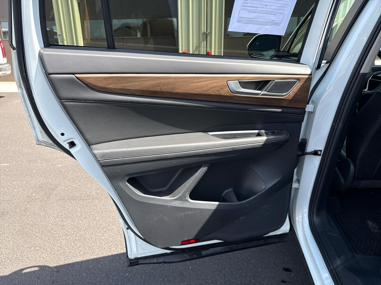 Volkswagen Atlas SE 4D SUV 4Motion 2024