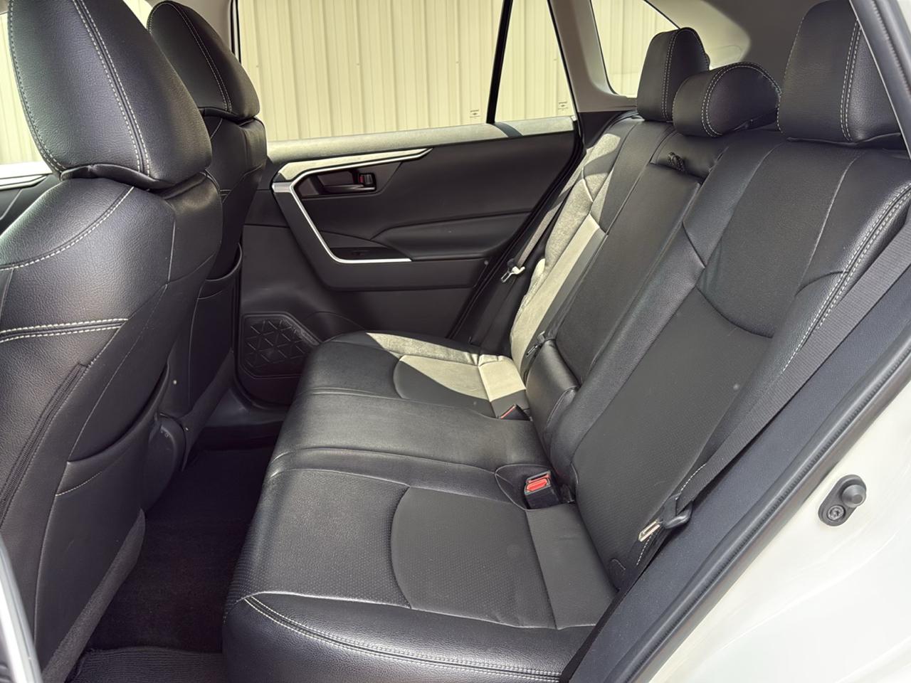 Toyota RAV4 LE 4D SUV FWD 2024