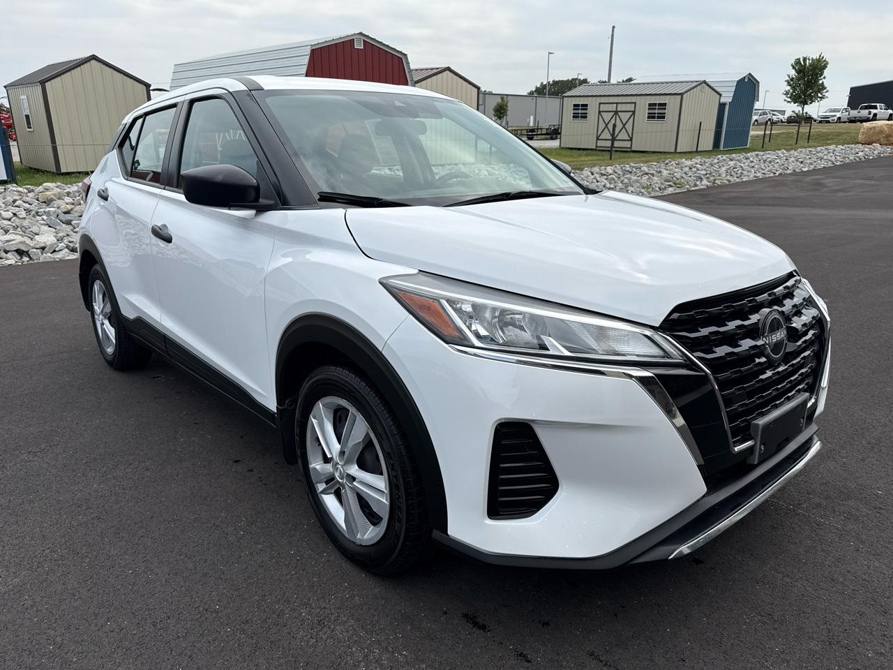 Nissan Kicks S 4D SUV FWD 2022