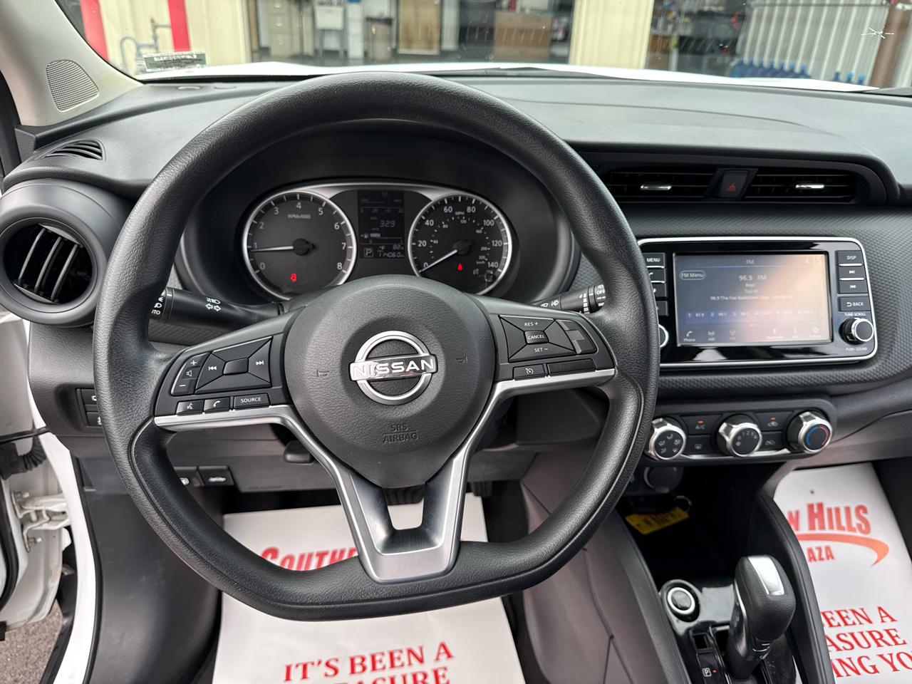 Nissan Kicks S 4D SUV FWD 2022