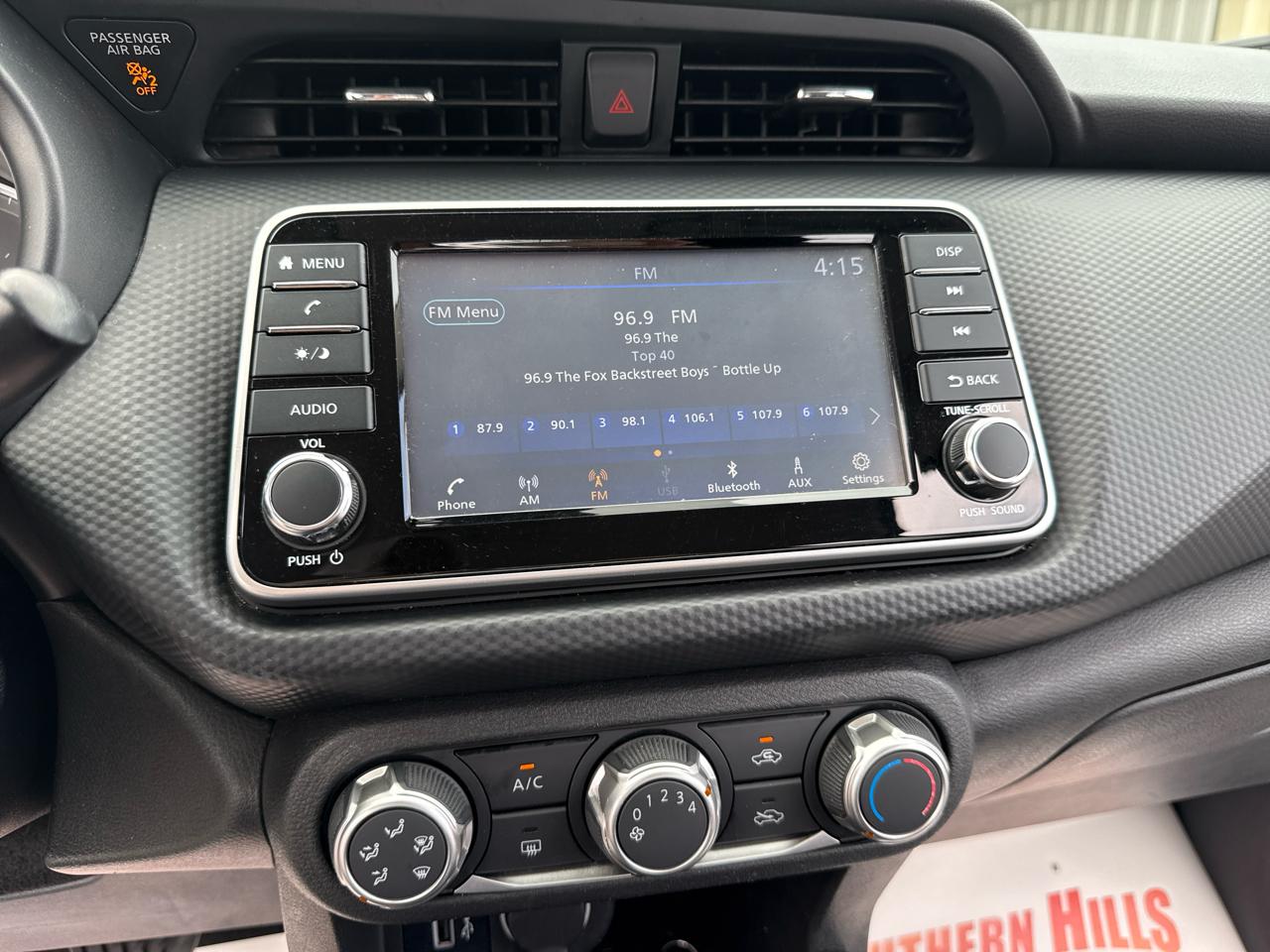 Nissan Kicks S 4D SUV FWD 2022