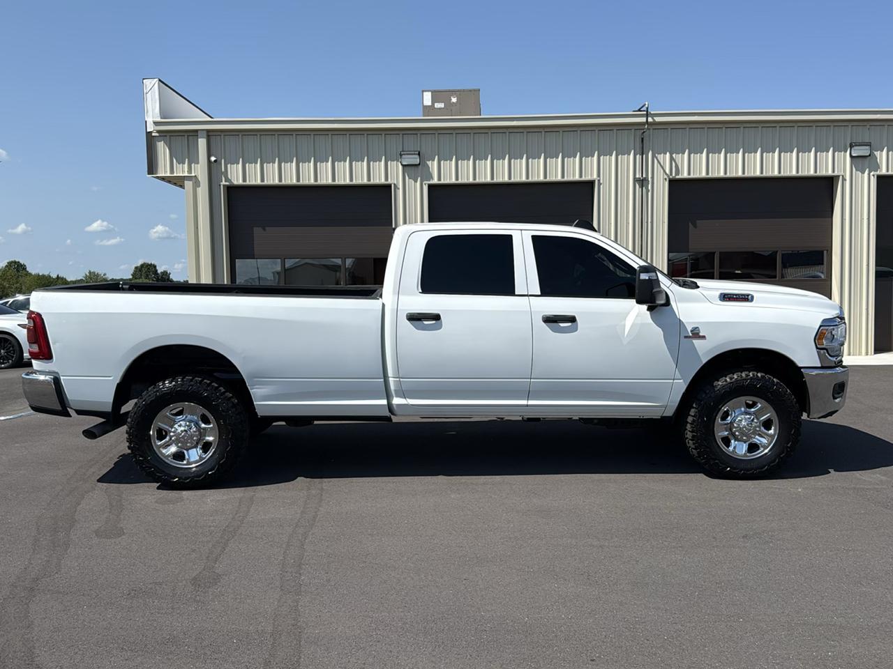 RAM 2500 Tradesman Crew Cab 4WD LWB 2023