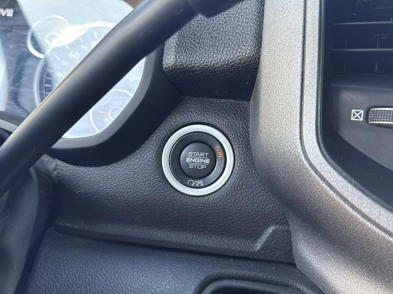 RAM 2500 Tradesman Crew Cab 4WD LWB 2023
