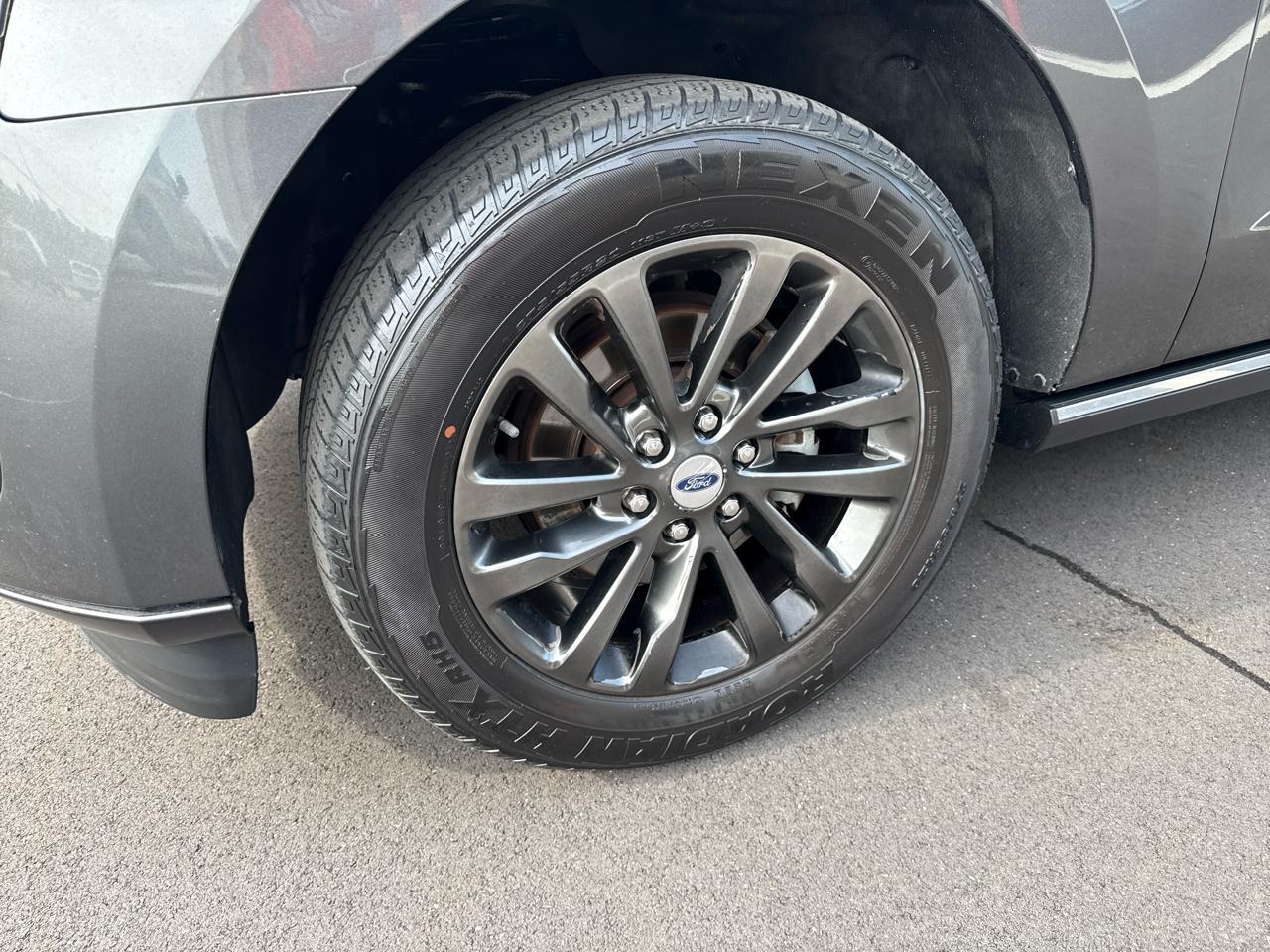 Ford Expedition Limited 4D SUV 4WD 2018