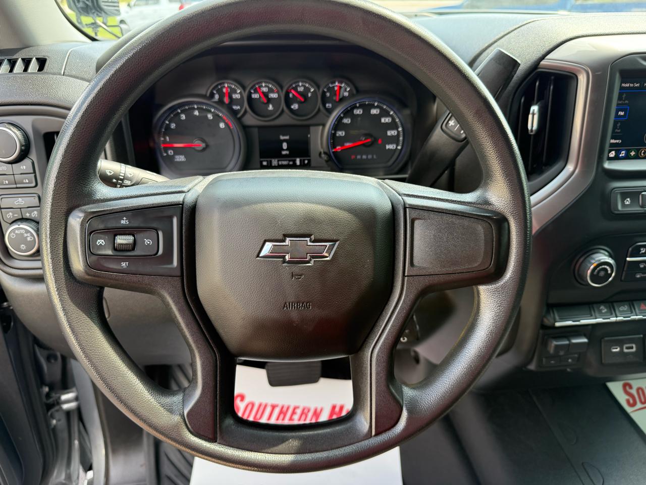 Chevrolet Silverado 1500 Custom TB Crew Cab 4WD SWB 2021