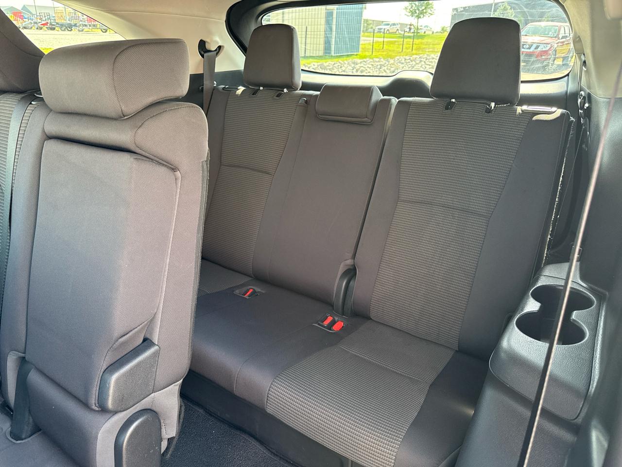Toyota Highlander Hybrid LE 4D SUV AWD 2023