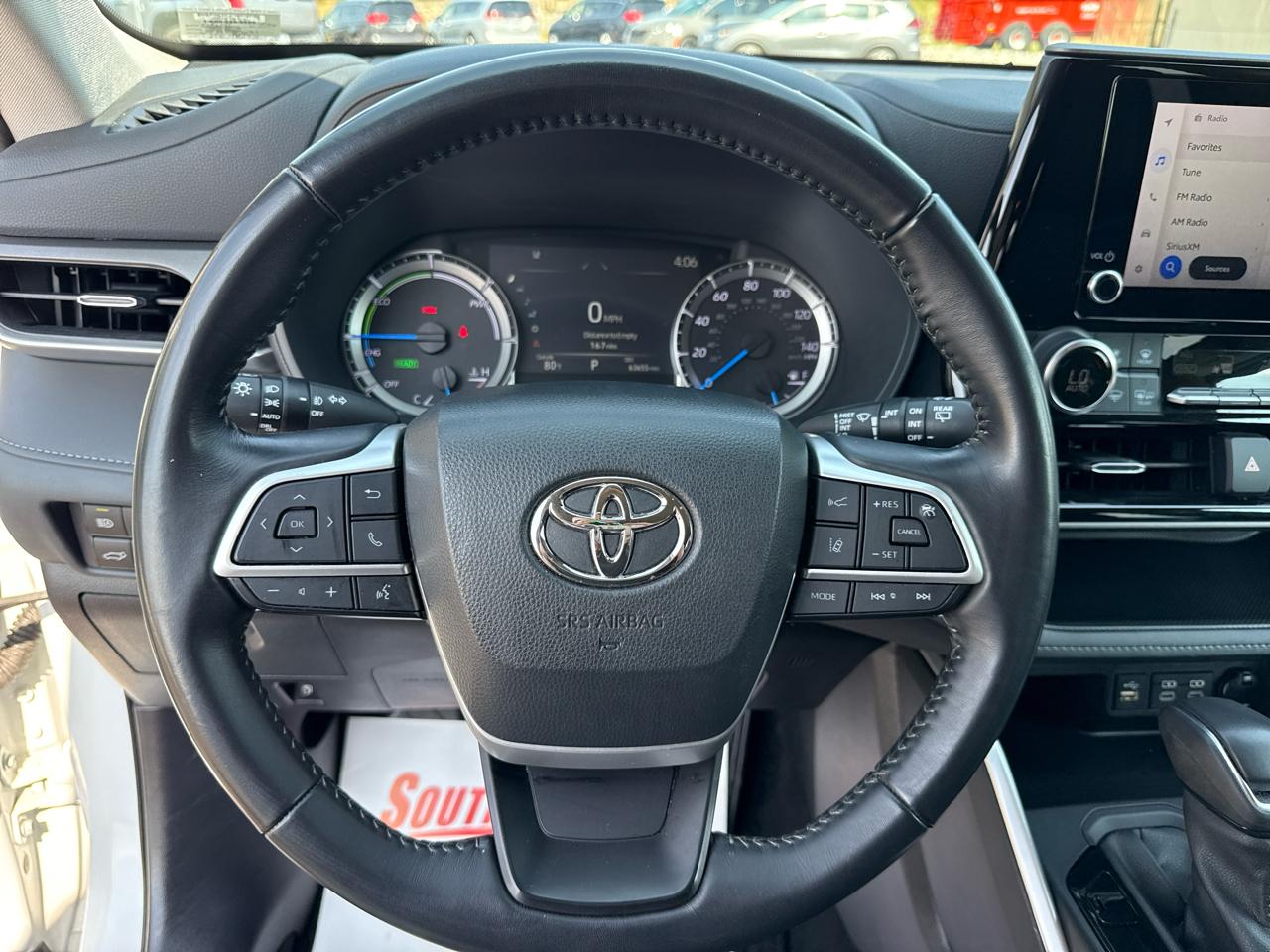 Toyota Highlander Hybrid LE 4D SUV AWD 2023