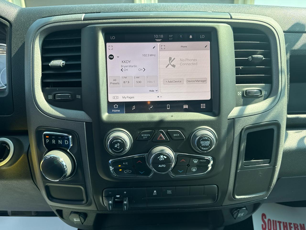 RAM 1500 DS Tradesman Quad Cab 2WD SWB 2022