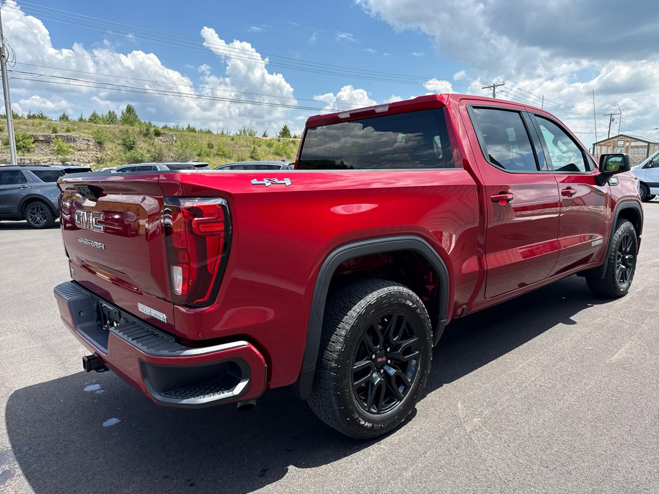 GMC Sierra 1500 Elevation Crew Cab 4WD SWB 2024