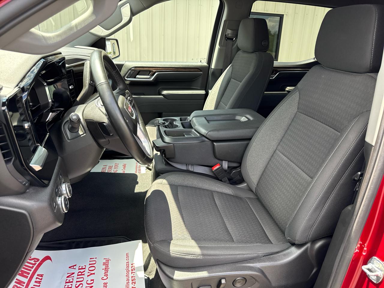 GMC Sierra 1500 Elevation Crew Cab 4WD SWB 2024