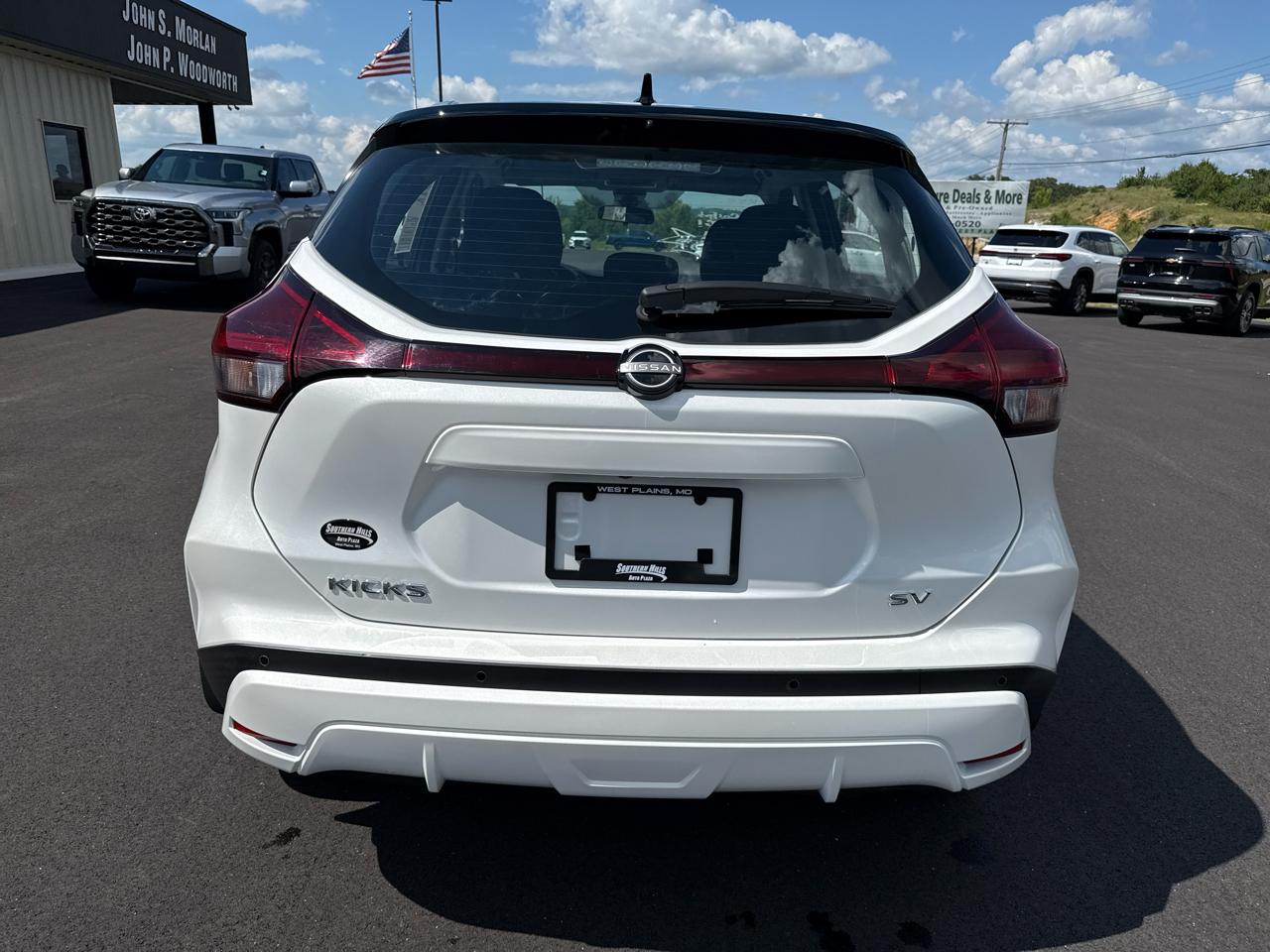 Nissan Kicks SV 4D SUV FWD 2023