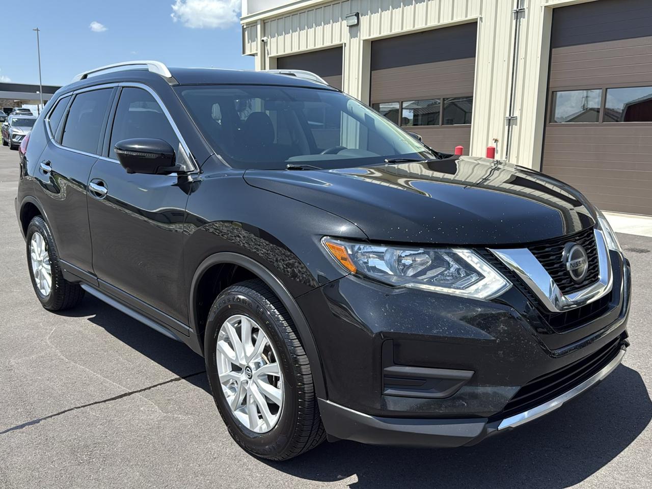 Nissan Rogue SV 4D SUV AWD 2018