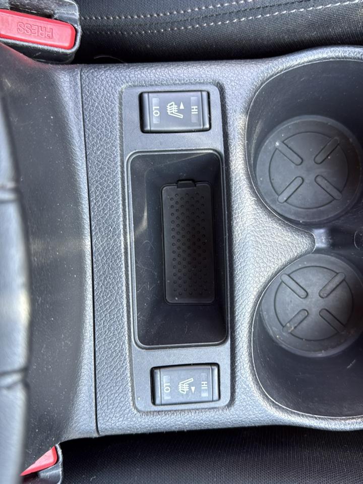 Nissan Rogue SV 4D SUV AWD 2018