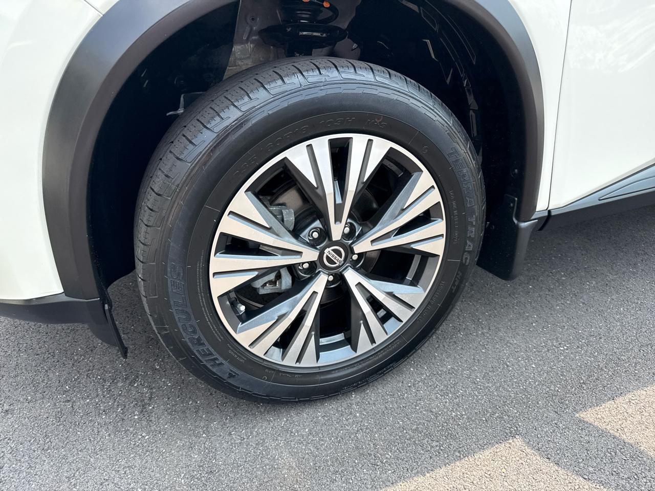 Nissan Rogue SV 4D SUV FWD 2021