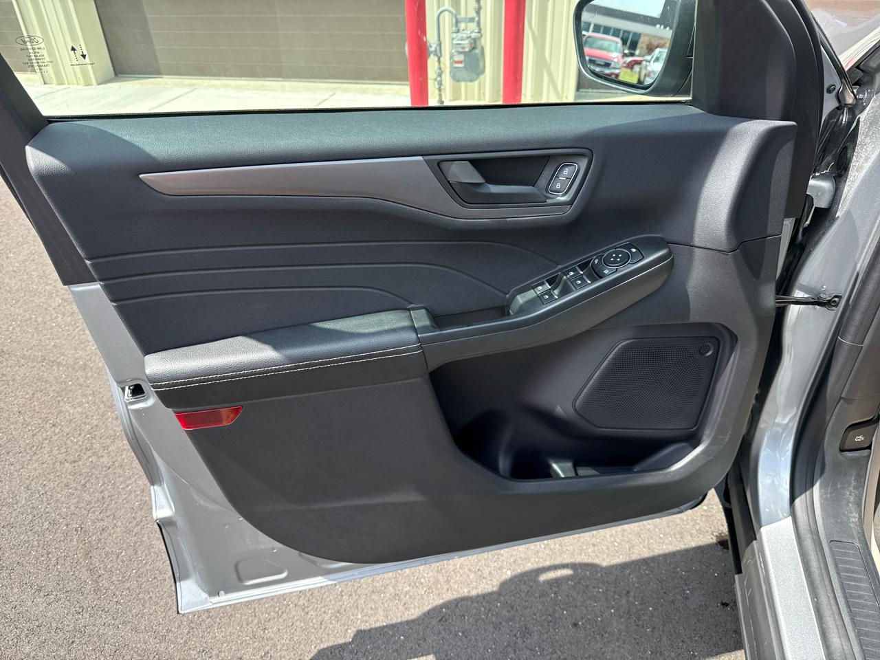 Ford Escape Active 1.5L 4D SUV FWD 2024