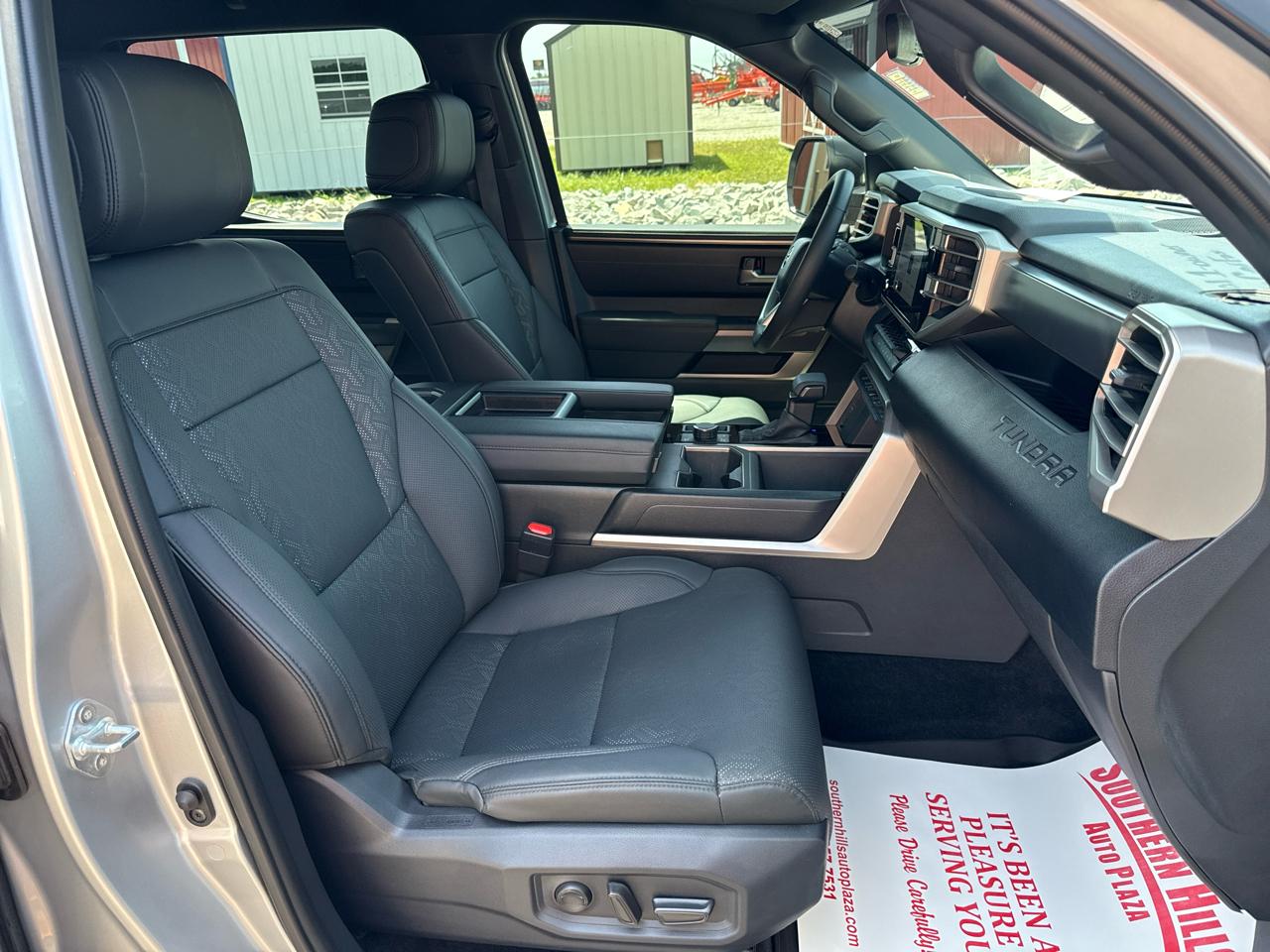 Toyota Tundra SR5 Crew Max 4WD SWB 2025