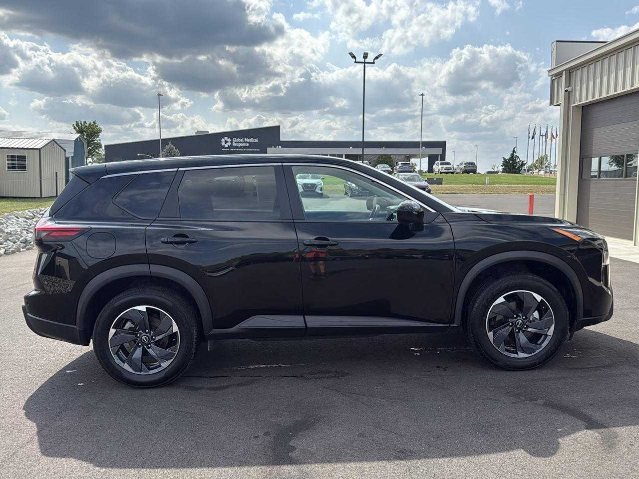 Nissan Rogue SV 4D SUV FWD 2024
