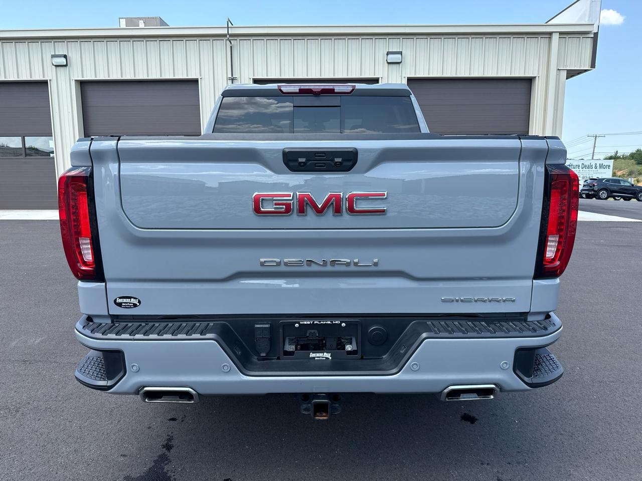 GMC Sierra 1500 Denali Crew Cab 4WD SWB 2025