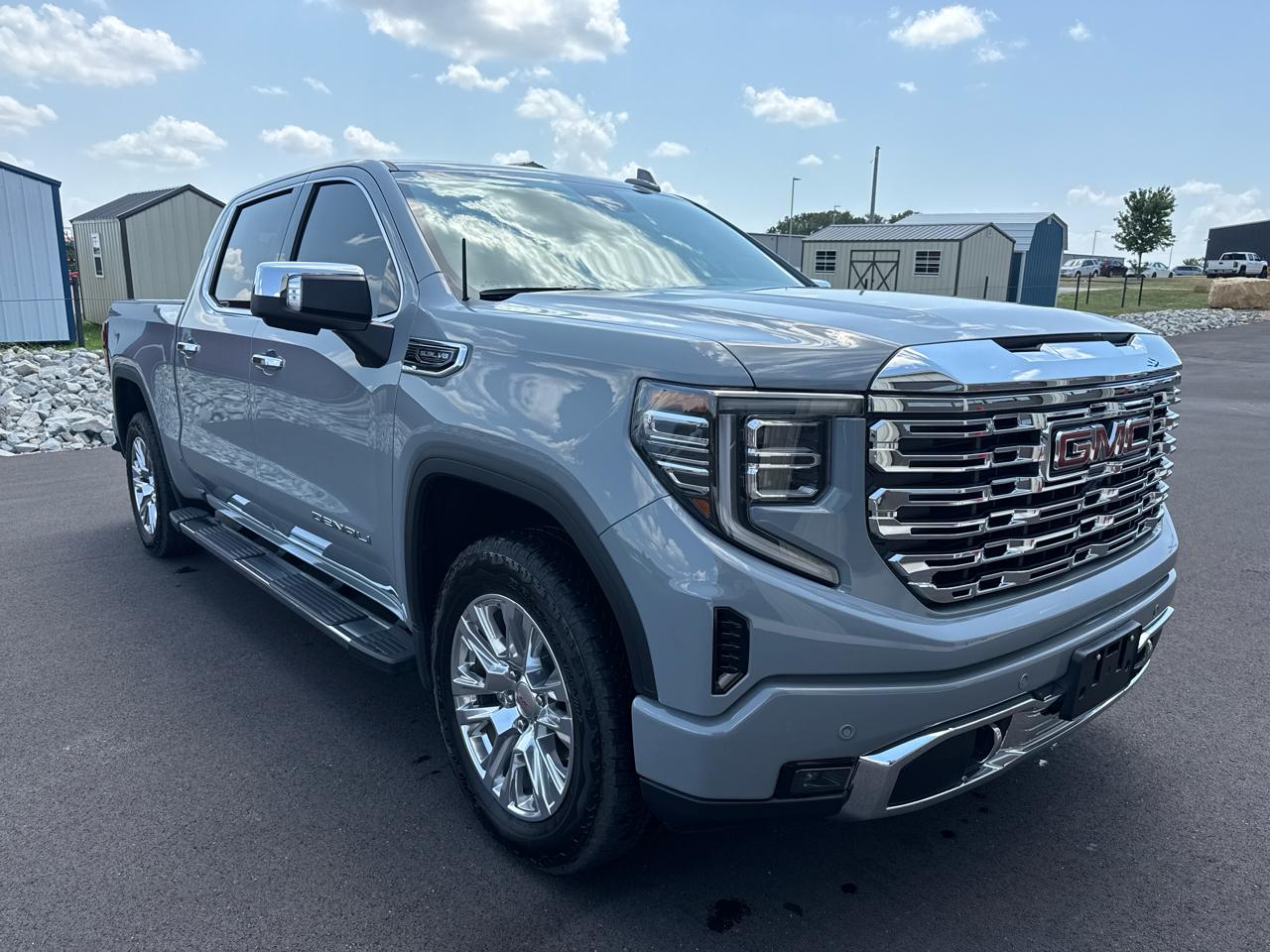 GMC Sierra 1500 Denali Crew Cab 4WD SWB 2025