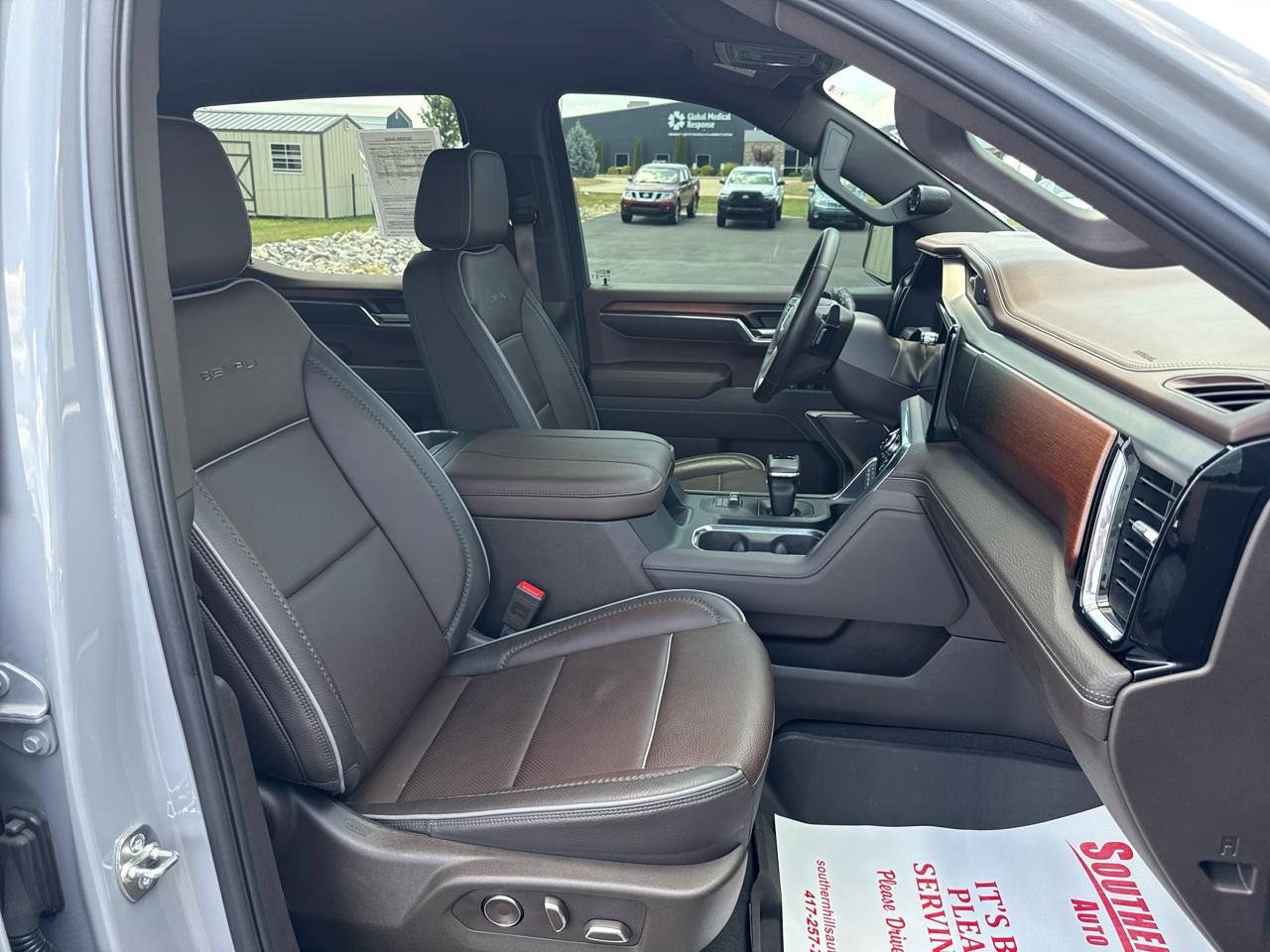 GMC Sierra 1500 Denali Crew Cab 4WD SWB 2025